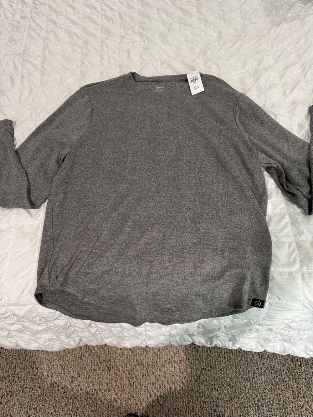 Gilly Hicks Men's Charcoal Gray Crewneck Sweater